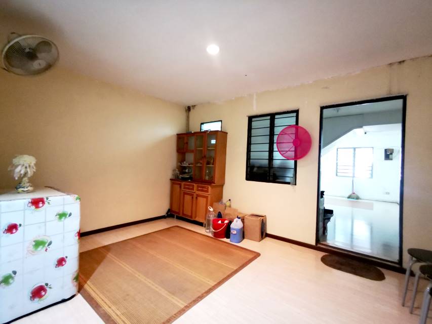 MUST VIEW Fully Extended Double Storey Seksyen 17 - photo 3