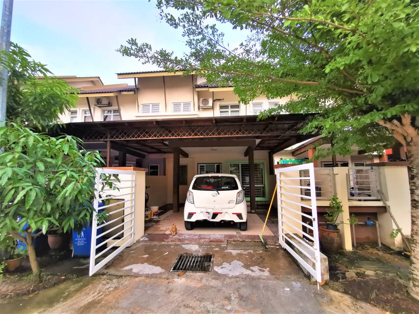 BOOKING RM1000 RENOVATED Teres 2 Tingkat Shah Alam