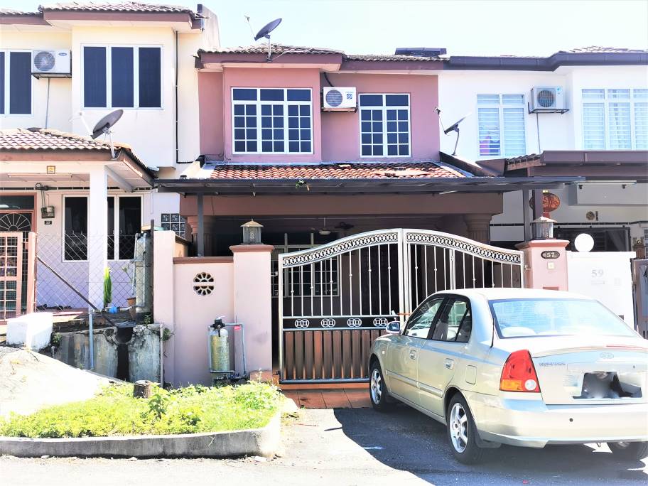 RENOVATED SPACIOUS DOUBLE STOREY AT SAUJANA PUCHON - photo 1