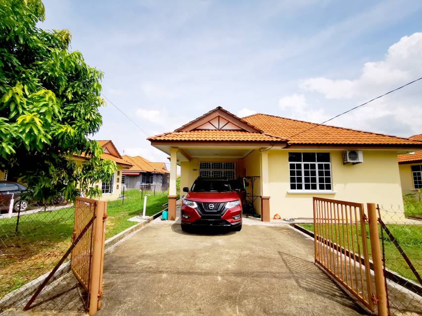 BERSIH KEJIRANAN BAIK Bungalow Gong Badak TGG - photo 1