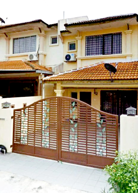 FREE FURNITURES 2 Storey Taman Prima Saujana