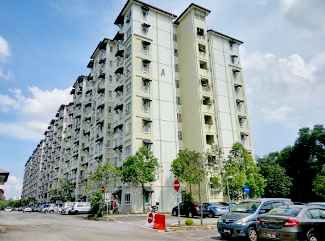 LOW DEPO Apartment Bukit Puchong
