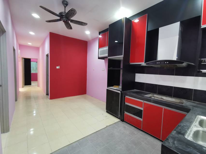NICELY RENOVATED HOUSE , SHAH ALAM - photo 1