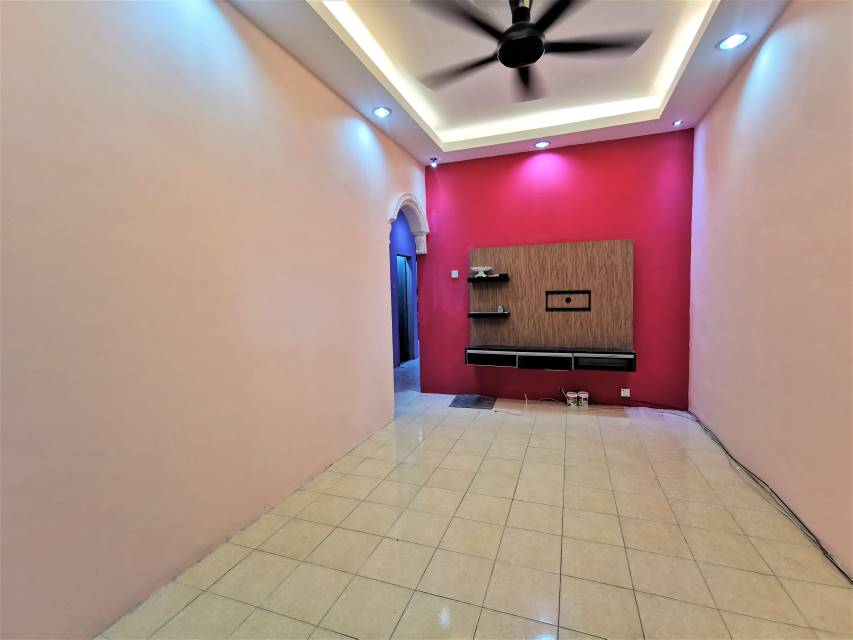 NICELY RENOVATED HOUSE , SHAH ALAM - photo 3