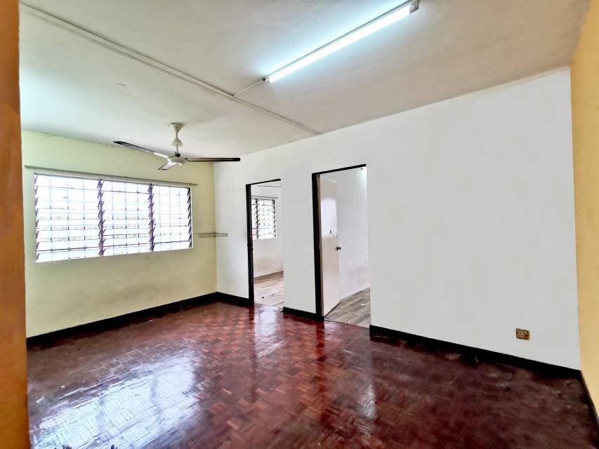 SEWA MURAH Shah Alam Selsyen 17 Tingkat 1 - photo 3