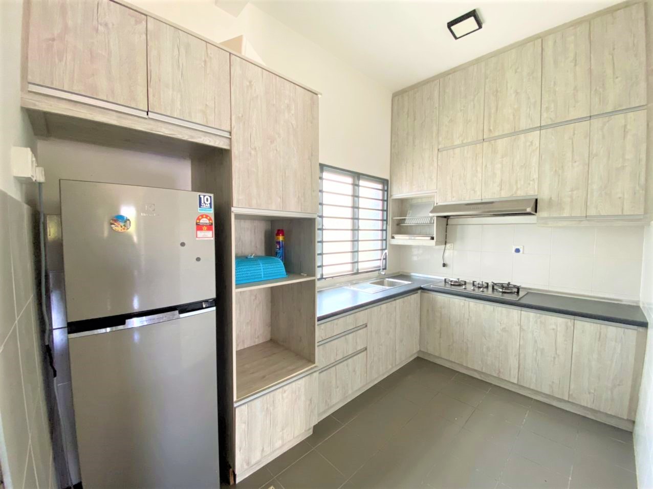 ENDLOT PARTIALLY FURNISHED  DI AINSDALE SEREMBAN - photo 3
