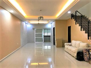 RENOVATED CANTIK 2 STOREY HOUSE DI BANGI