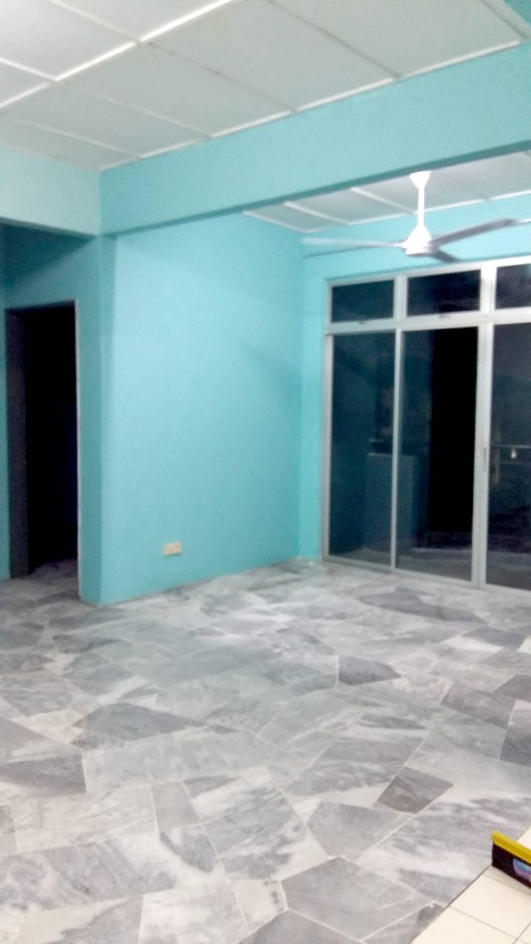 GOOD FOR STAY AND INVEST Renovated FF Puchong - photo 2