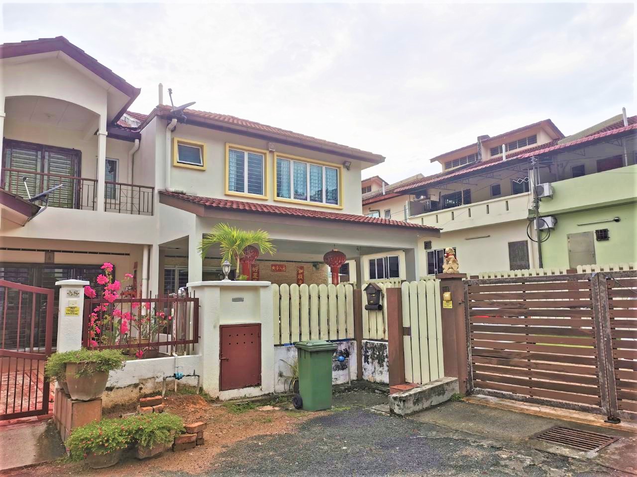 ENDLOT RENOVATED Puchong Utama - photo 1