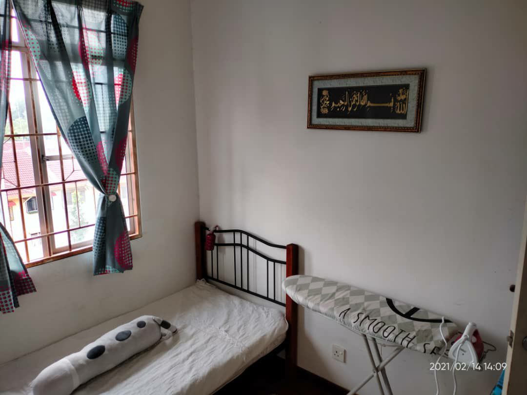 FREEHOLD RENOVATED UNIT NEAR TO BANDAR PUTERI - photo 6