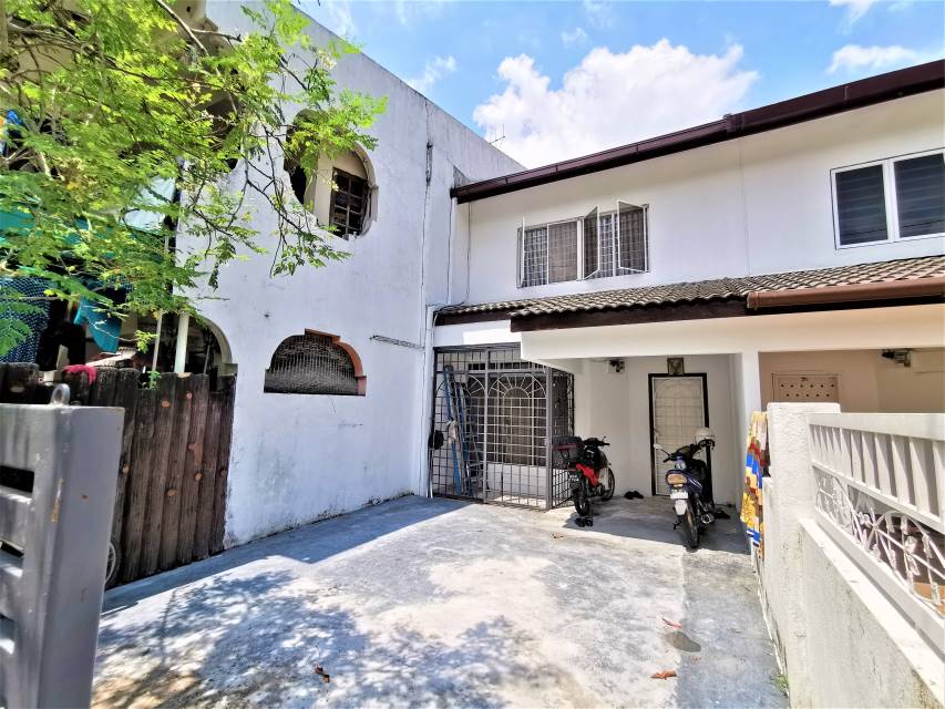 WORTH BUY FREEHOLD 2 STOREY BATU TIGA SHAH ALAM