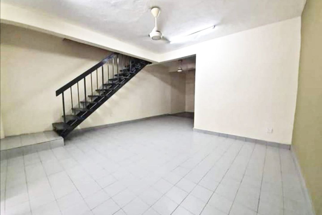 FULLY RENOVATED 2 STOREY AT BATU CAVES - photo 2