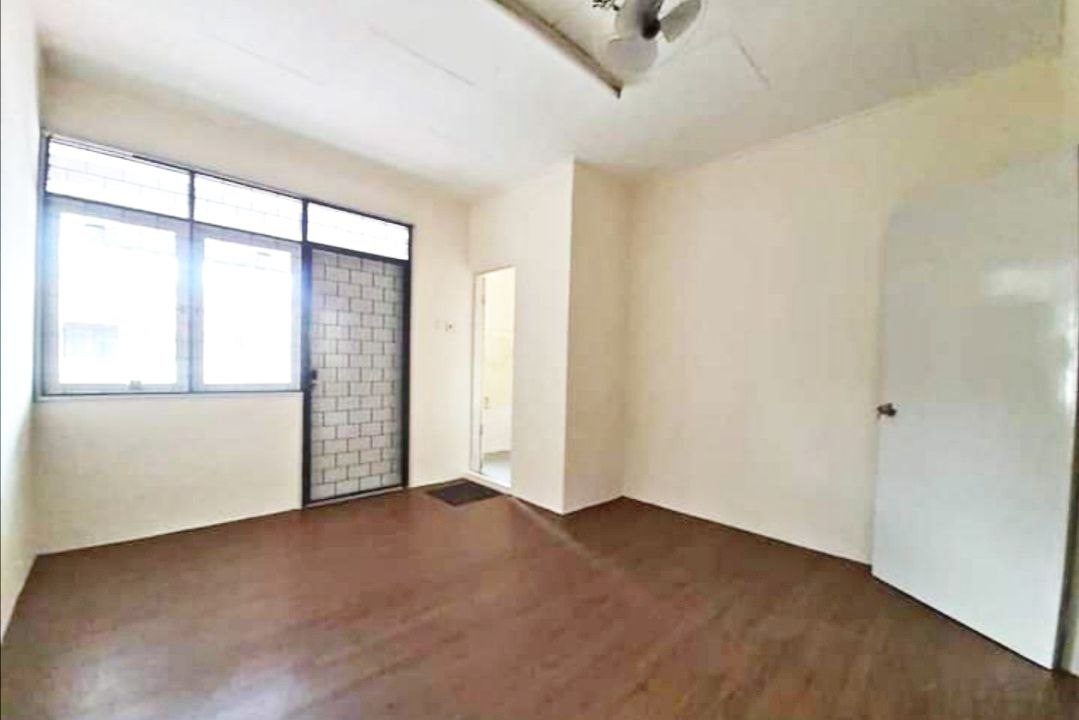 FULLY RENOVATED 2 STOREY AT BATU CAVES - photo 4
