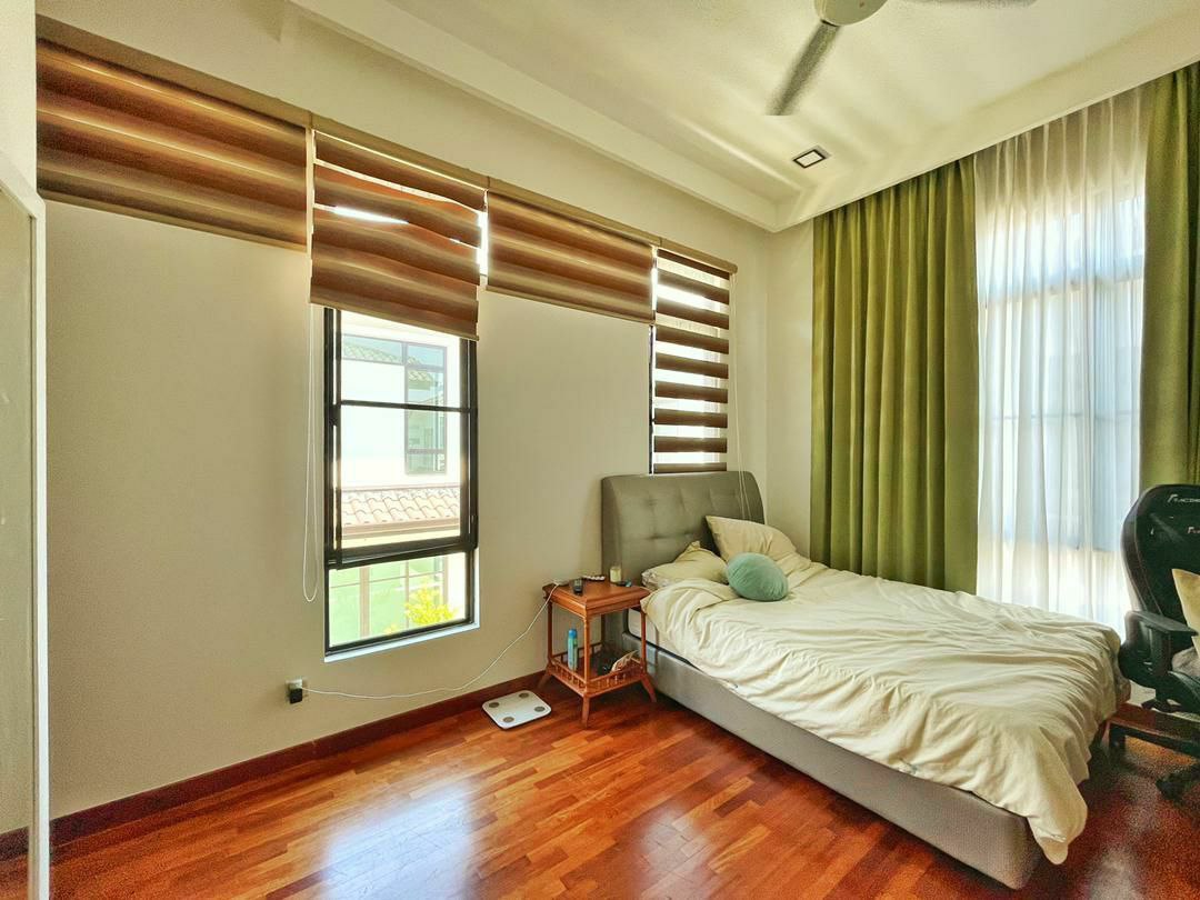 FANTASTIC UNIT FACING OPEN SEMI D SEMENYIH - photo 7