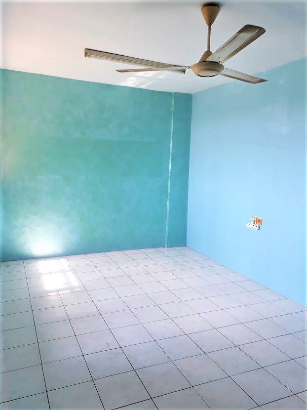 LOW DEPOSIT UNIT FOR RENT KOTA WARISAN DENGKIL - photo 2