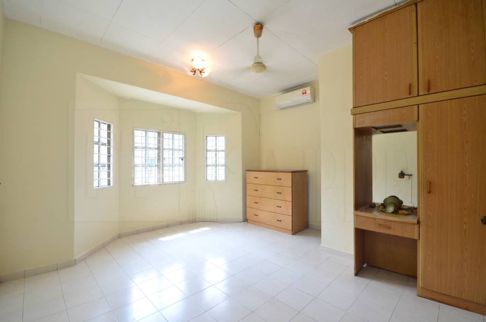 Renovated Corner Double Storey Seksyen 7 Shah Alam - photo 5