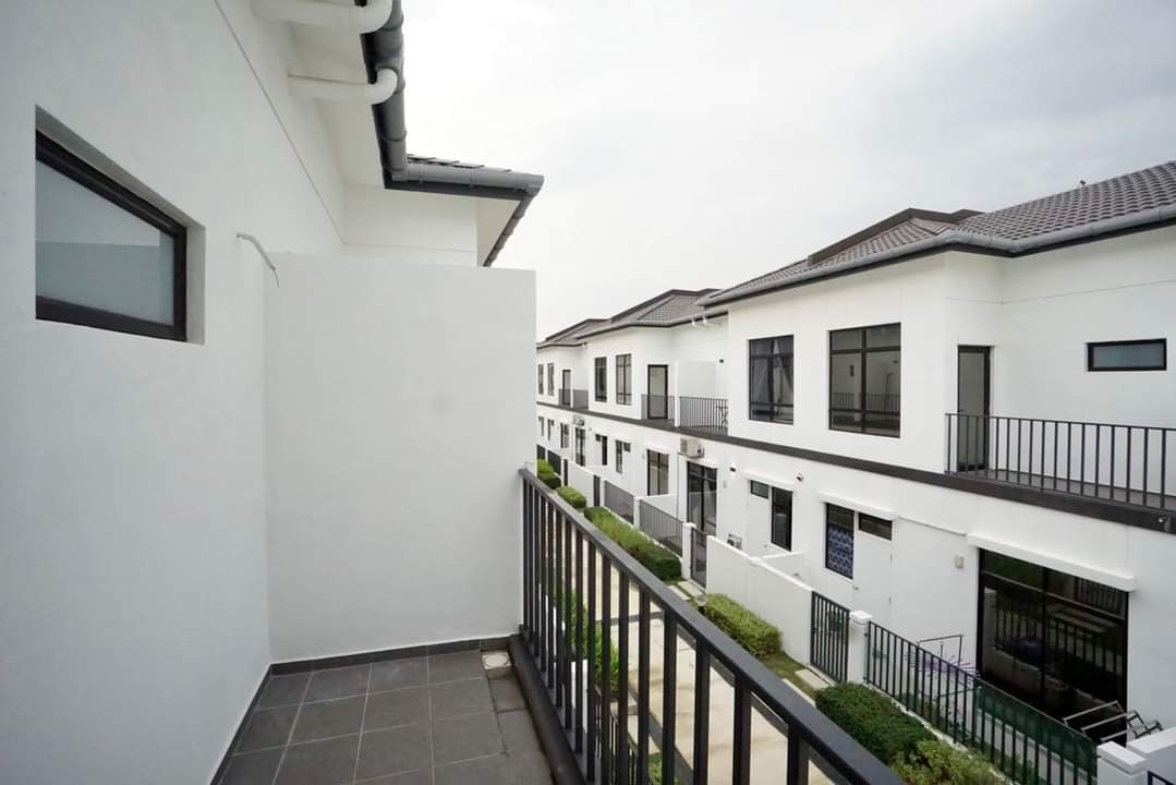 2 Sty House Endlot, Eco Grandeur,Puncak Alam - photo 4