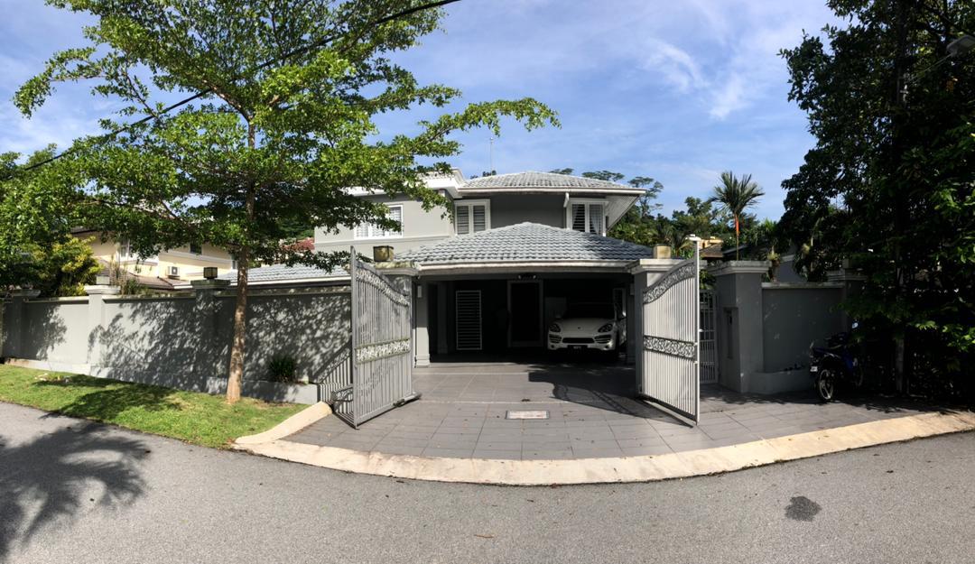 Double storey bungalow Taman Bukit Mewah, Ampang