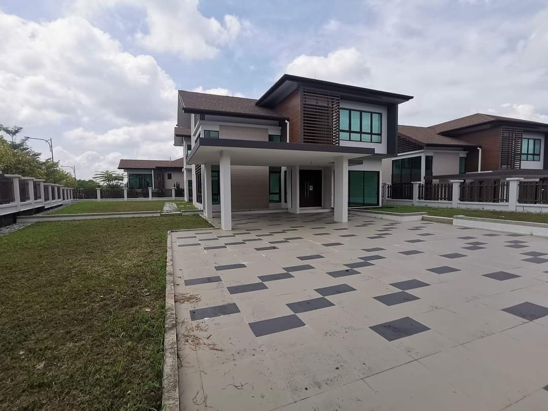 BUNGALOW AMBER GARDEN CONCEPT AT SUBANG BESTARI - photo 7