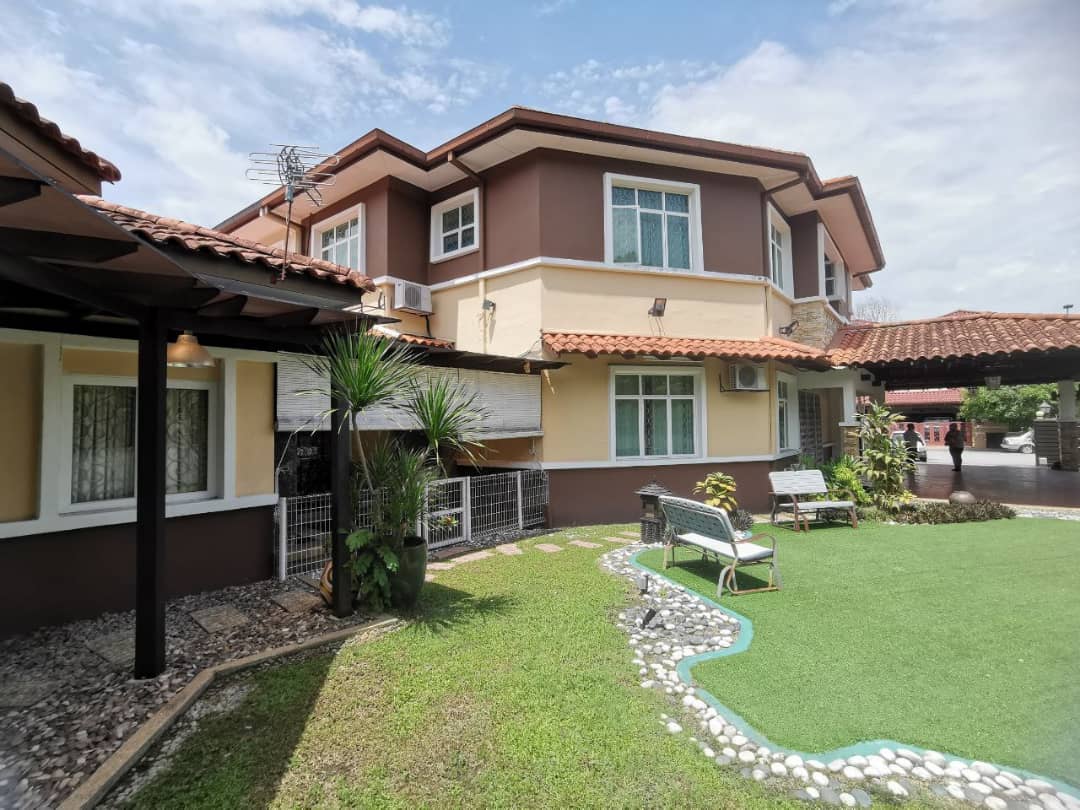 SPACIOUS DOUBLE STOREY SEMI-D, TROPIKA KEMENSAH - photo 1
