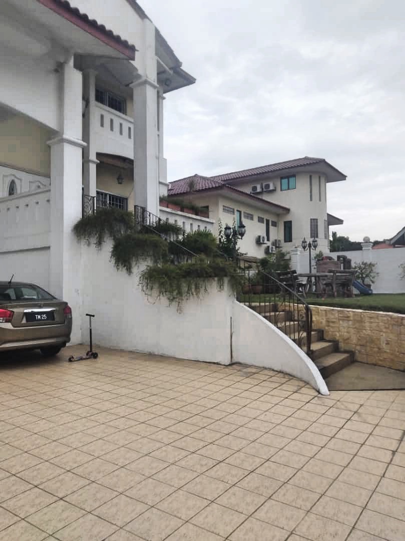 Sweet Bungalow 2 and half str  Seksyen 8 Shah Alam - photo 3