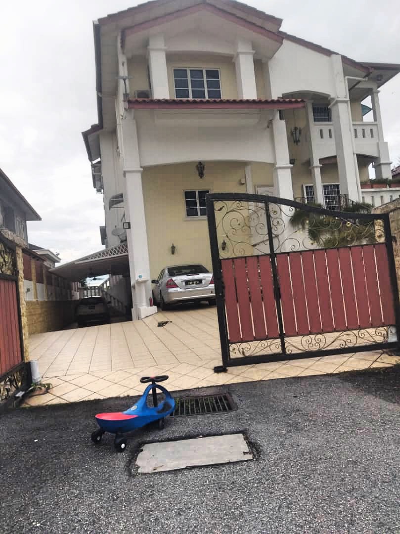 Sweet Bungalow 2 and half str  Seksyen 8 Shah Alam - photo 6