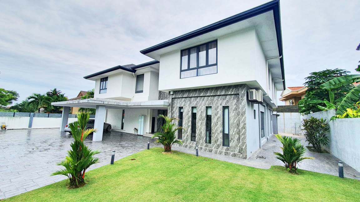 Two Storey Bungalow House Seksyen 9, Shah Alam