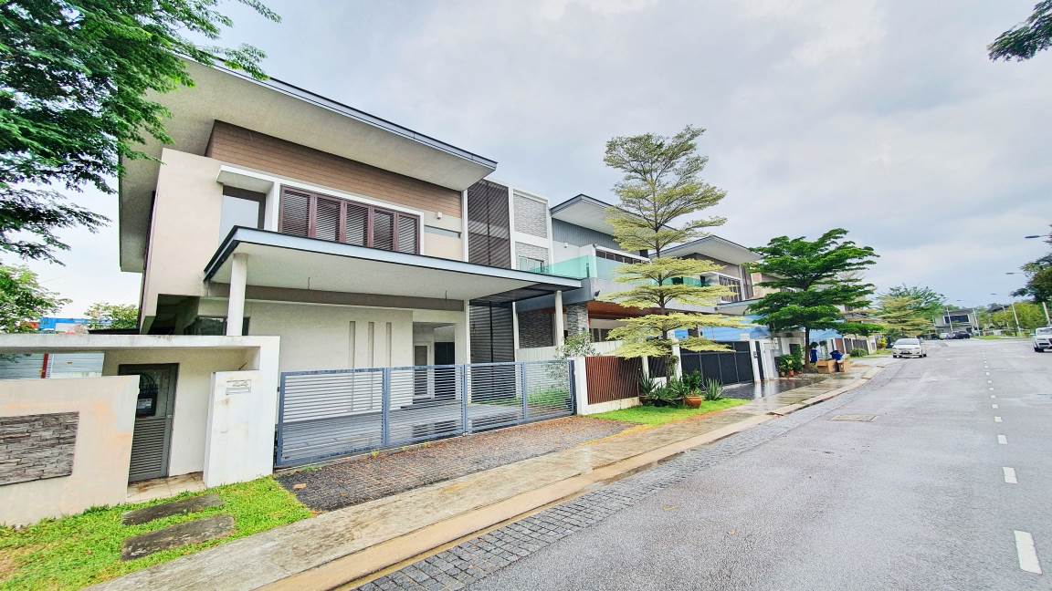 Semi Detached House  Temasya Anggun, Glenmarie - photo 3