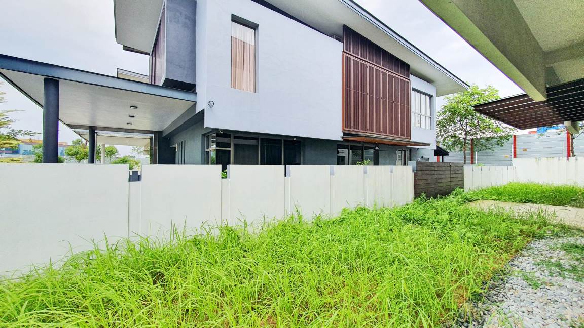 Semi Detached House  Temasya Anggun, Glenmarie - photo 4