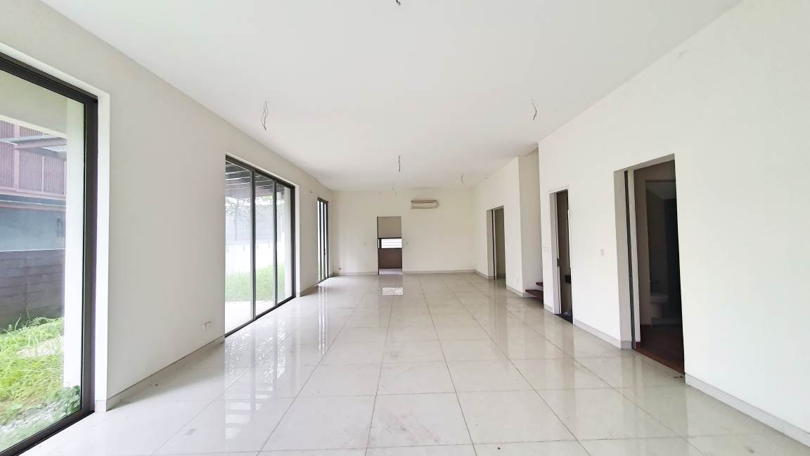 Semi Detached House  Temasya Anggun, Glenmarie - photo 7
