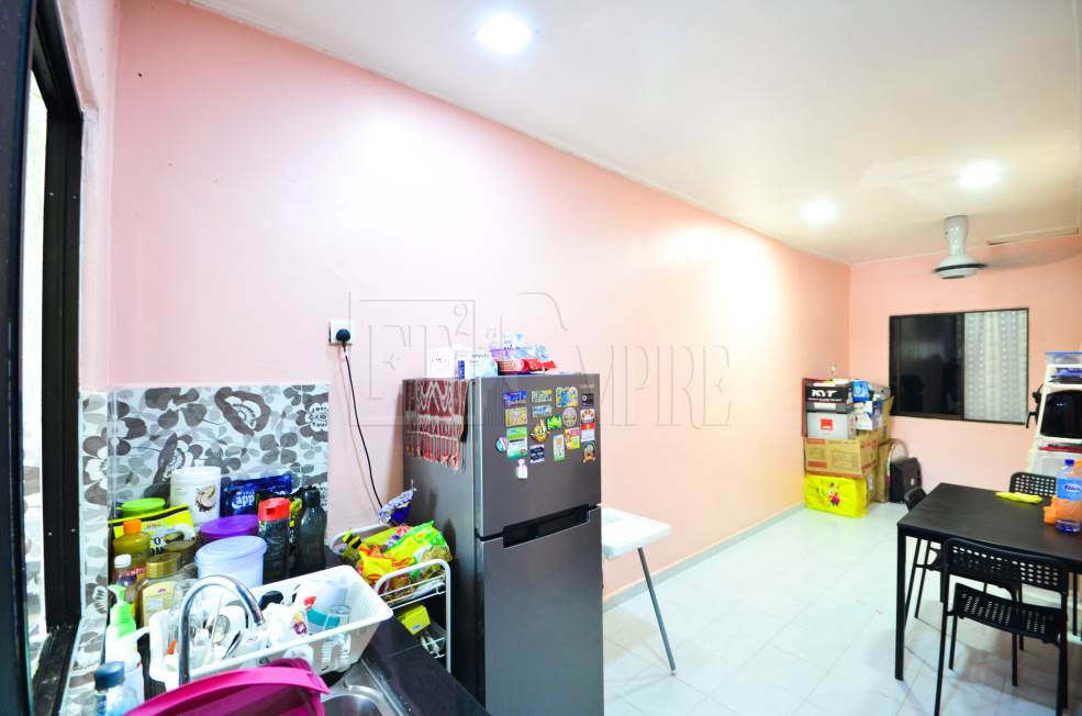 Single Storey Intermediate Seksyen 24 - photo 8