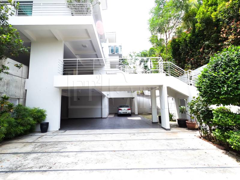 LUXURY RENOVATED BUNGALOW- THE RESIDENCE, MONT KIA - photo 2