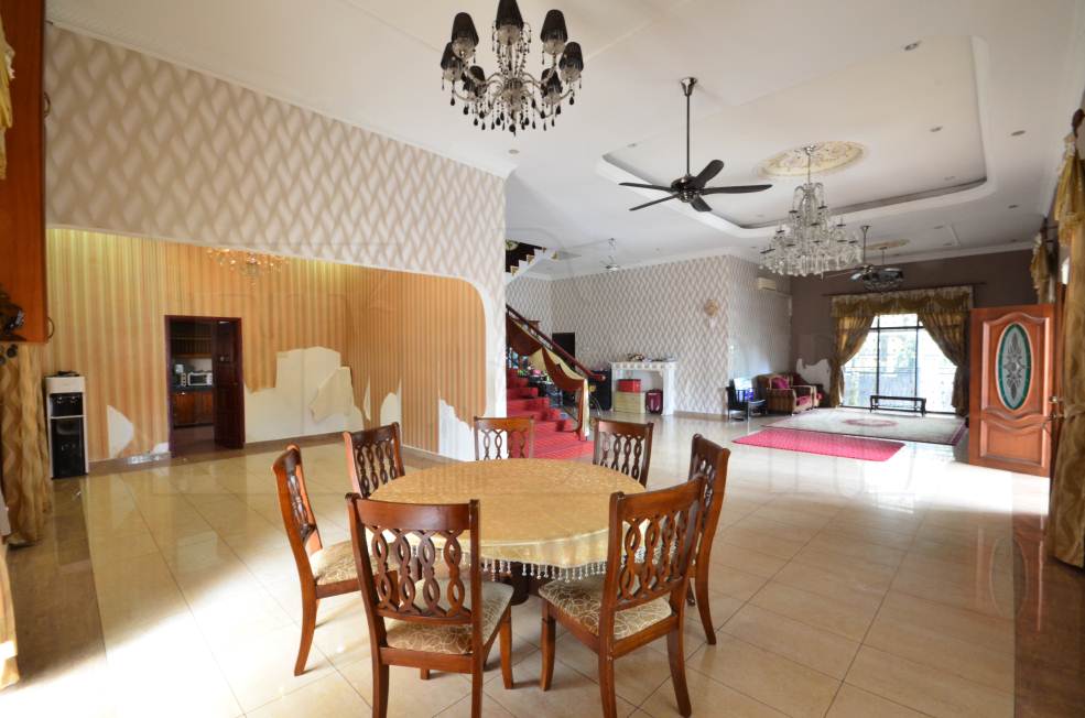 DOUBLE STOREY BUNGALOW AT SEKSYEN 13 SHAH ALAM - photo 5