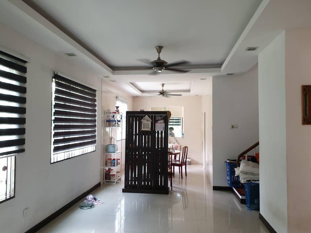 BELOW MARKET 2 Sty House Endlot at Puchong Prima - photo 6