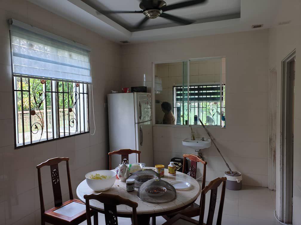 BELOW MARKET 2 Sty House Endlot at Puchong Prima - photo 11