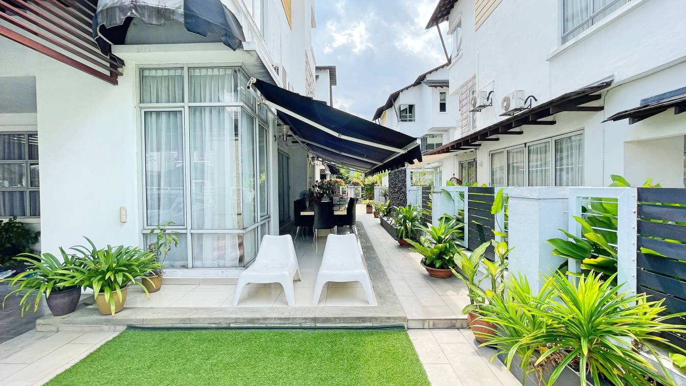 3 Storey Semi D at Laman Seri Seksyen 13 Shah Alam - photo 6