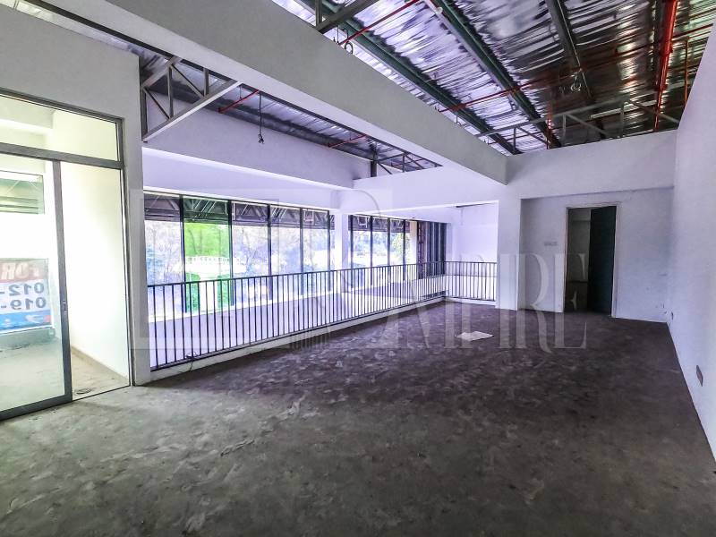 GIGANTIC Warehouse Showhouse cums office Glenmarie - photo 6