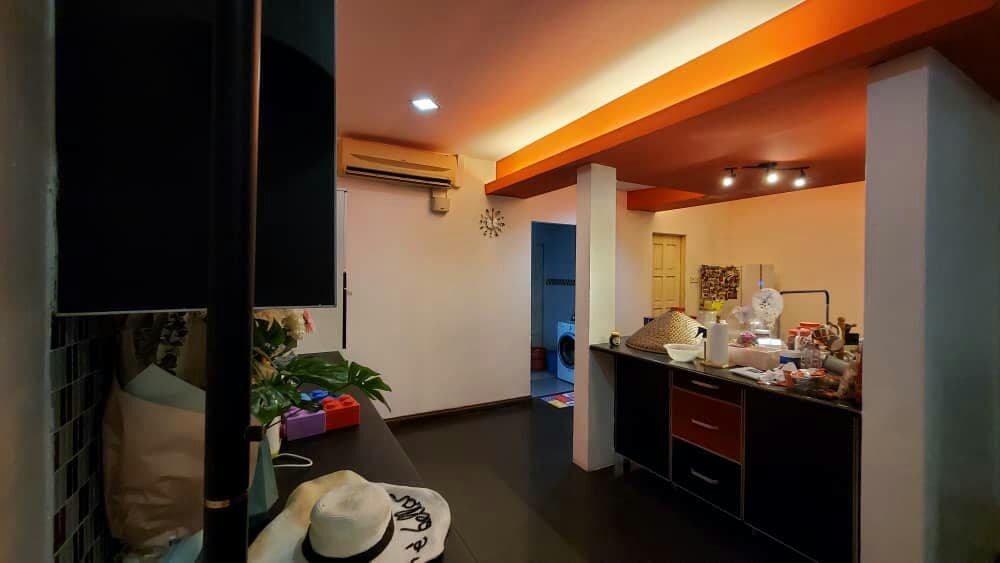 Furnished 2 and half Storey Bayu Perdana - photo 6