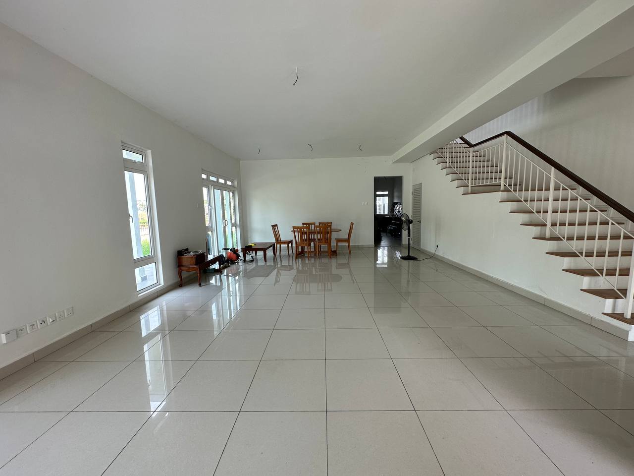 Big Corner Unit Turnberry 2 Storey Landed Presint - photo 6