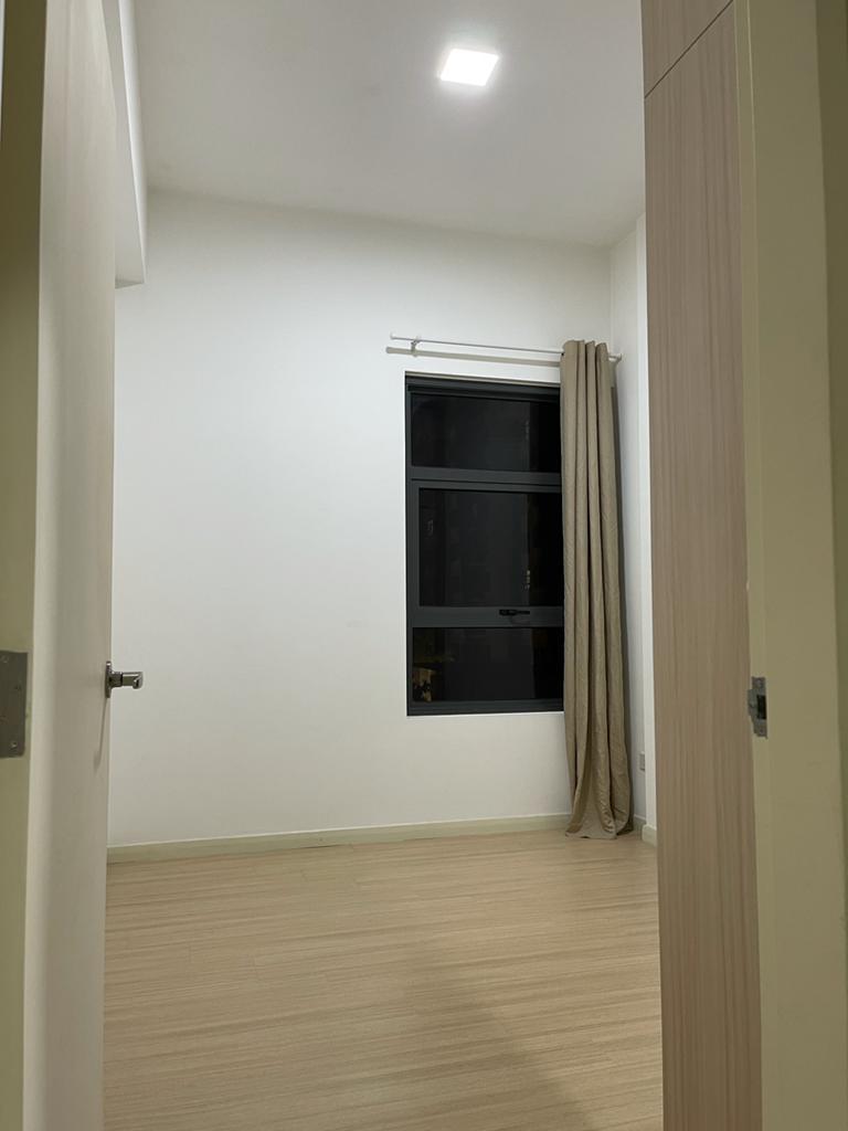 Lakeville Residence - photo 4