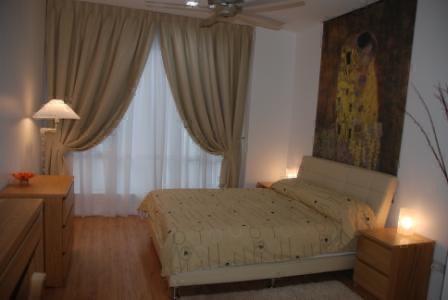 Bintang Goldhill - photo 3