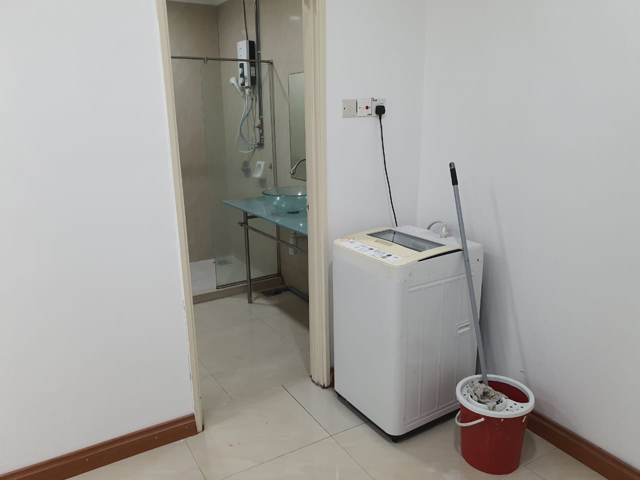 Parkview Service Apartment - photo 4