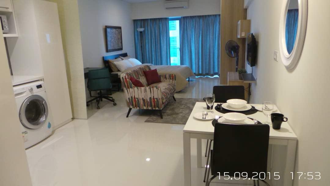 Mercu Summer Suites - photo 2