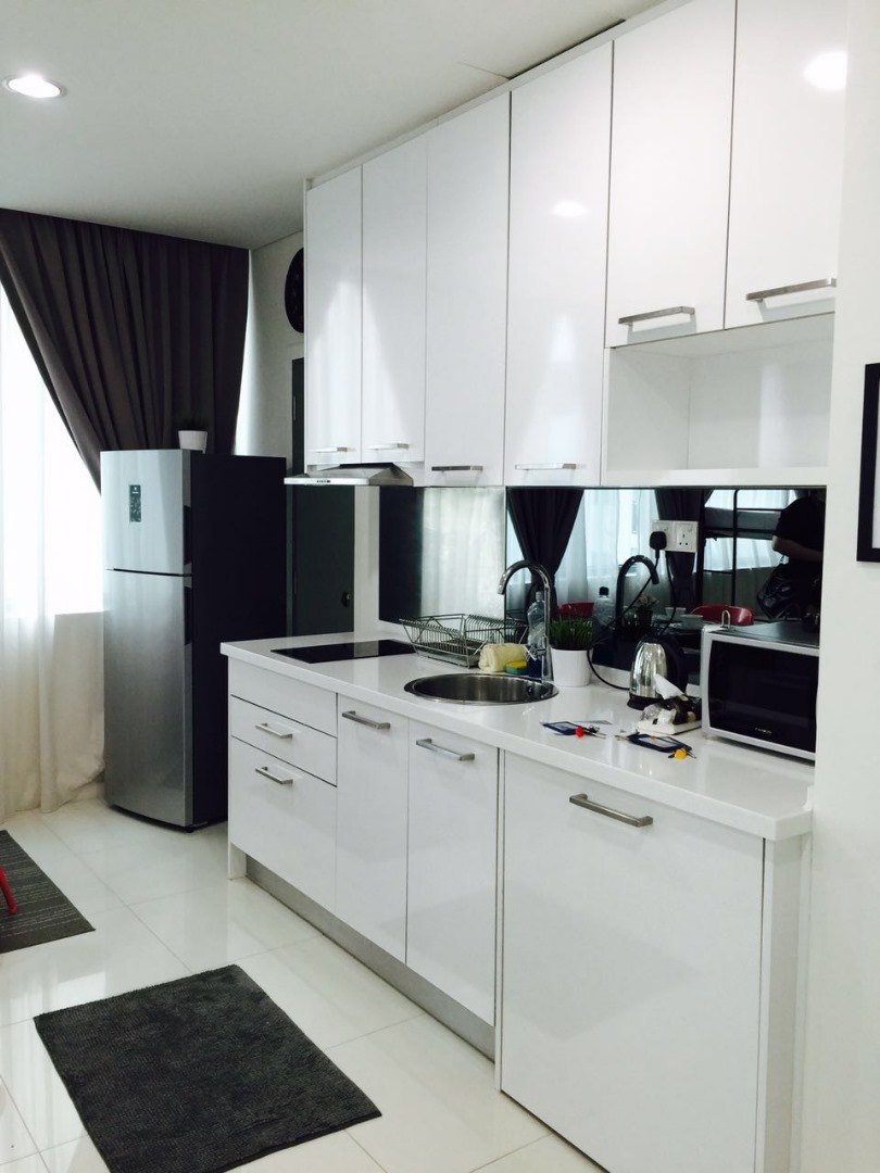 Mercu Summer Suites - photo 4