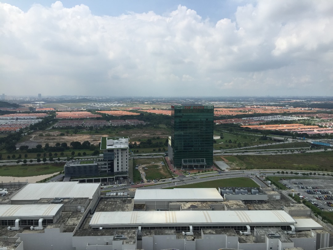 Trefoil Setia City - photo 3
