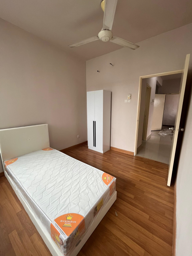 One South - photo 6