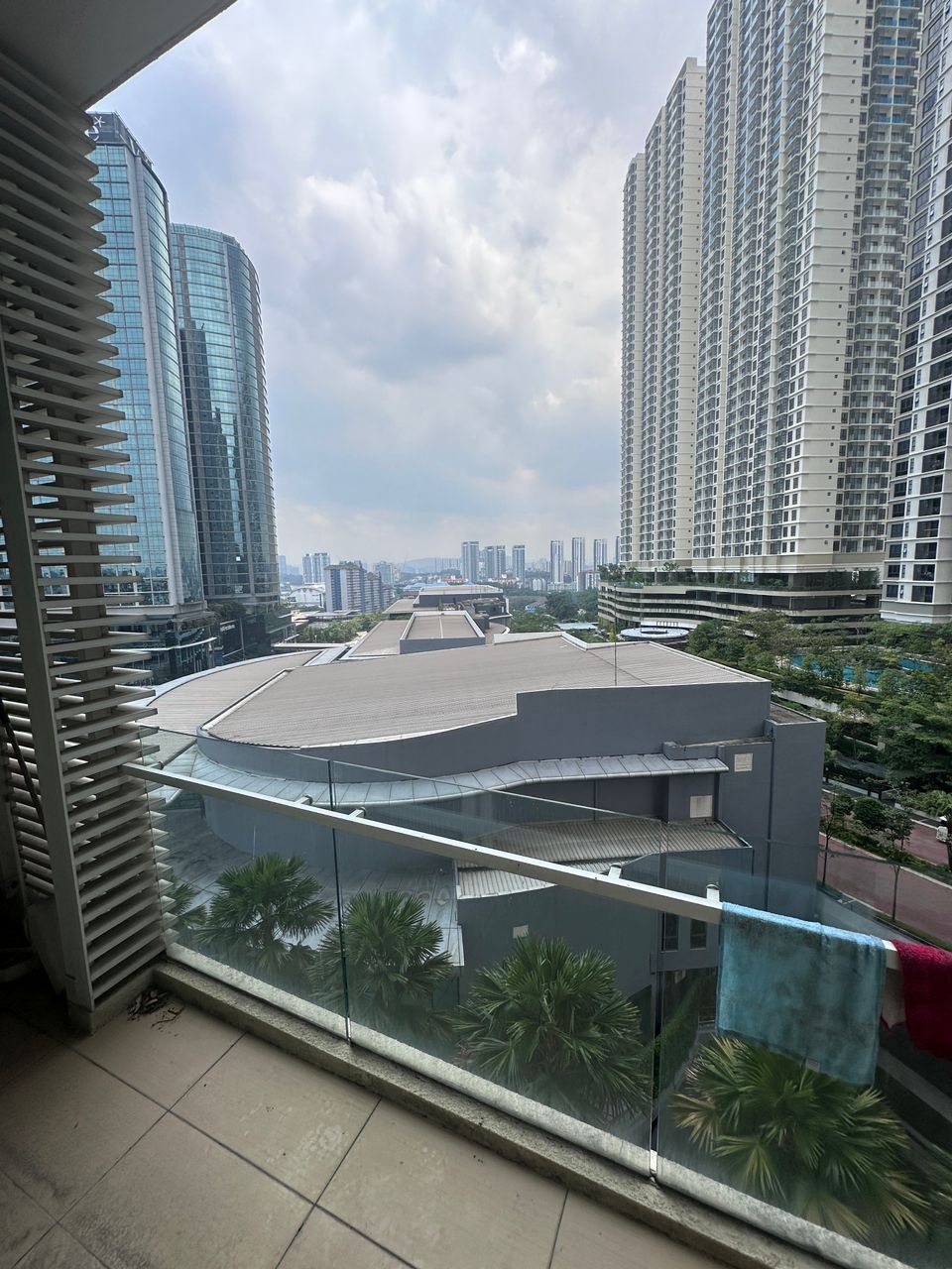Camellia Serviced Suites - photo 7