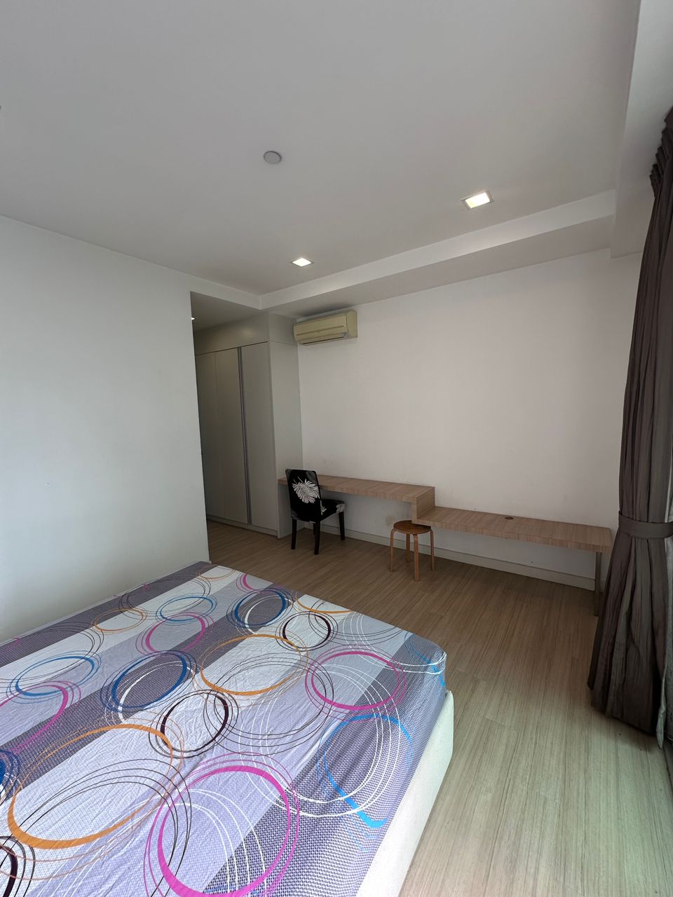 Camellia Serviced Suites - photo 8
