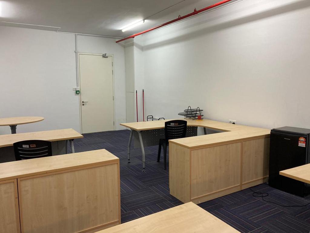 V Office 2 - photo 2