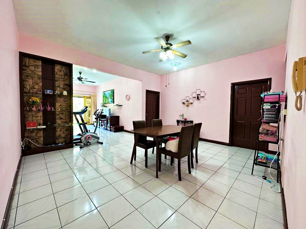 KOTA KINABALU, THE COLONNADES CONDOMINIUM - photo 6
